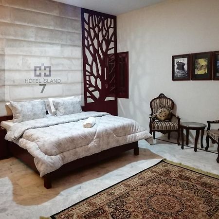 Hotel 7Island Karachi Eksteriør billede
