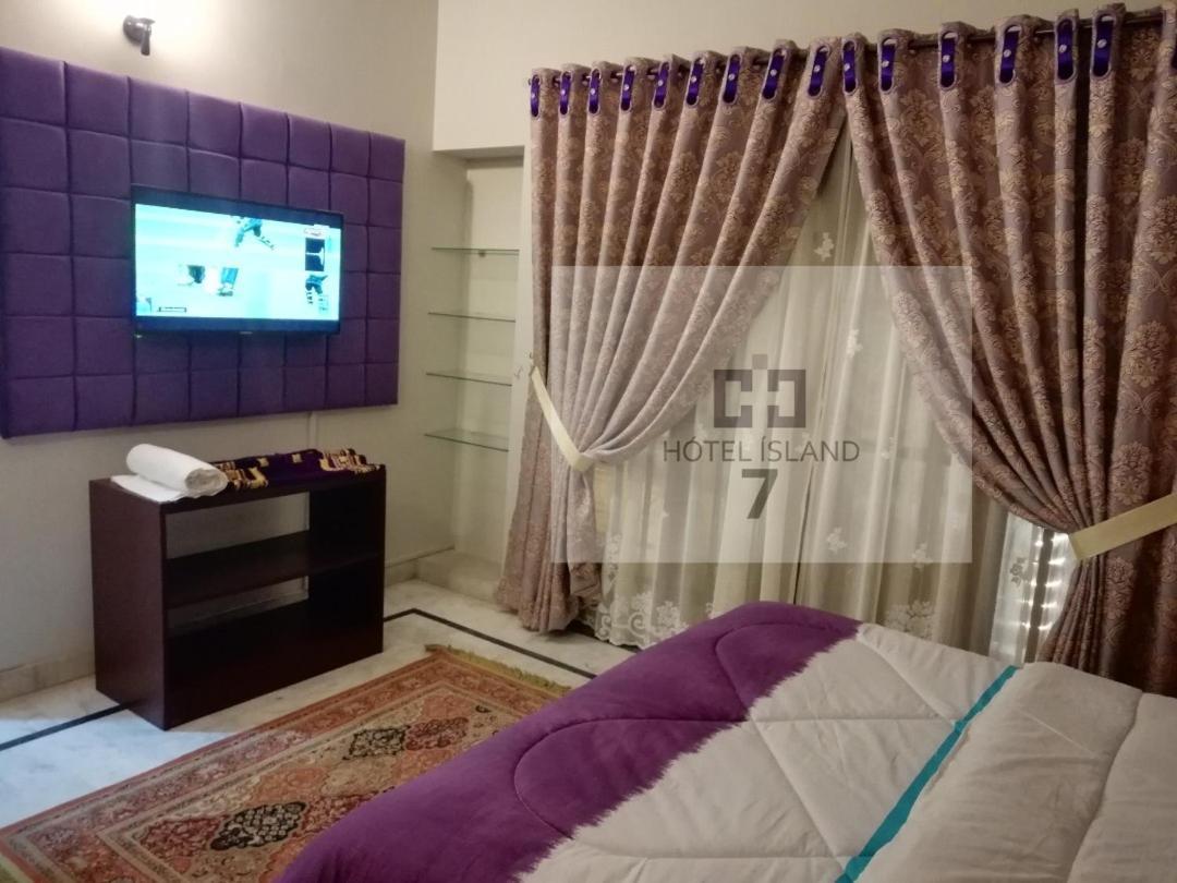 Hotel 7Island Karachi Eksteriør billede