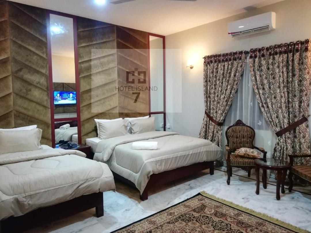 Hotel 7Island Karachi Eksteriør billede