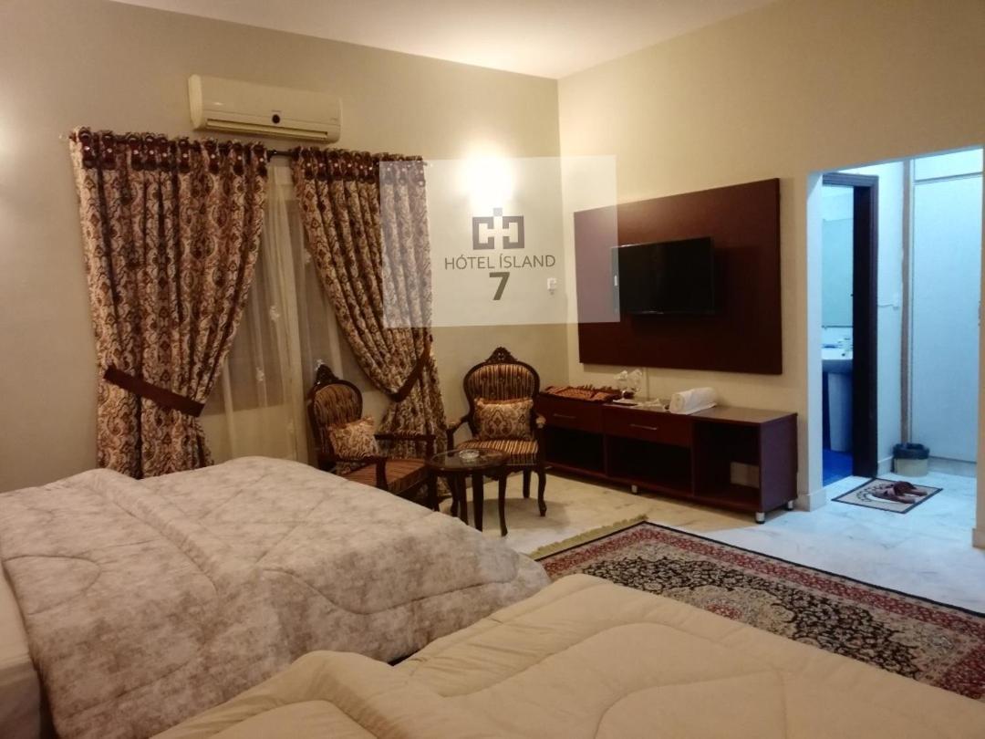 Hotel 7Island Karachi Eksteriør billede